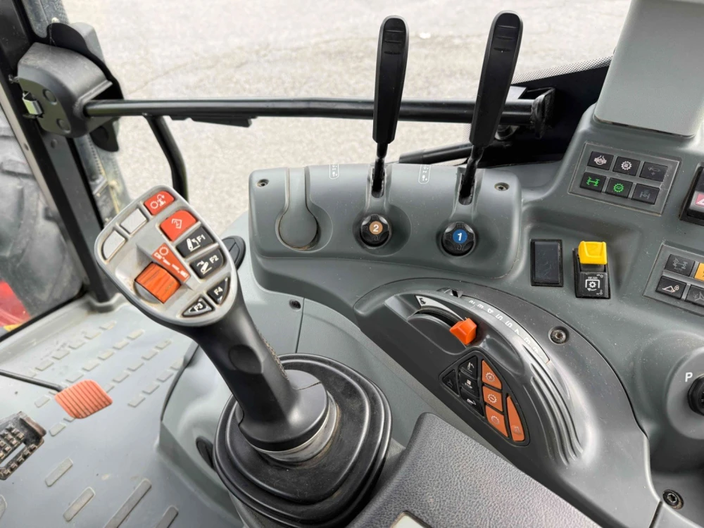 Claas ARION 450 - STAGE V T d'occasion — photo 11