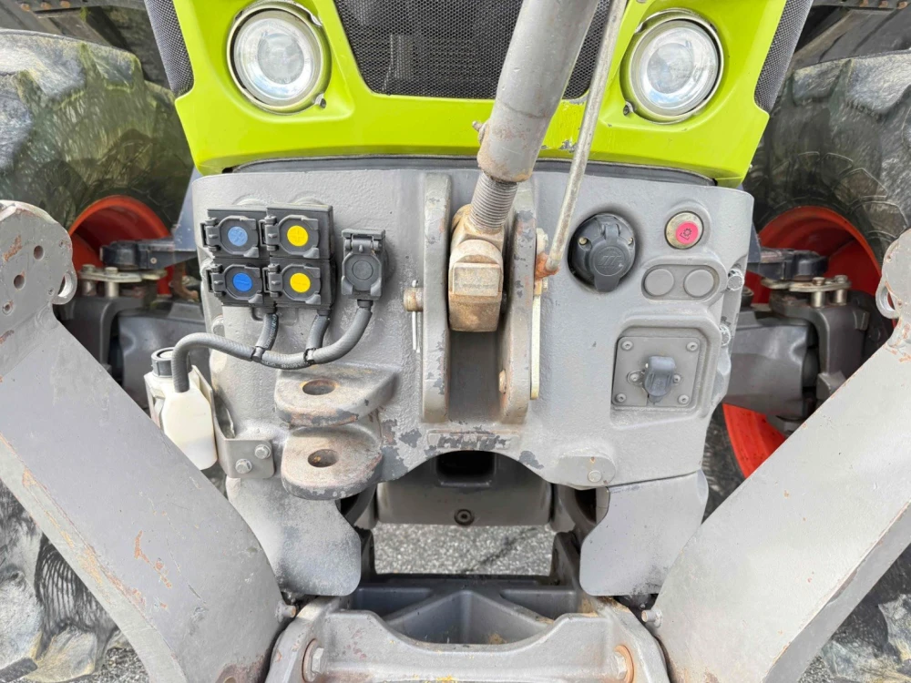 Claas AXION 810 T4F CIS d'occasion — photo 9