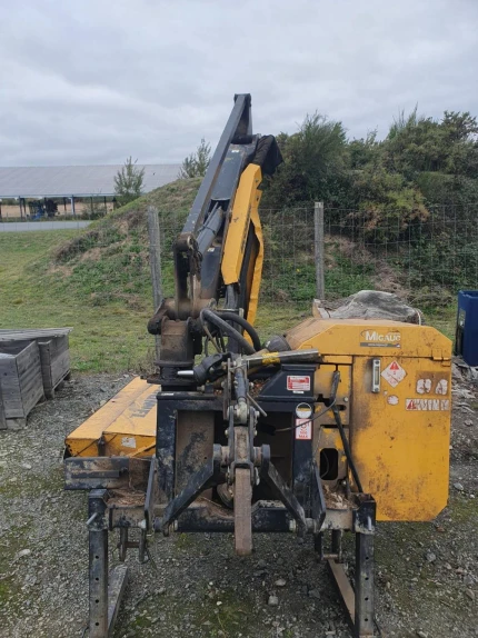 Image 3