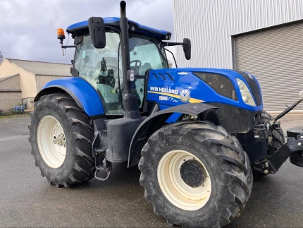 Tracteur agricole - 210 CH - 5062H - 2017