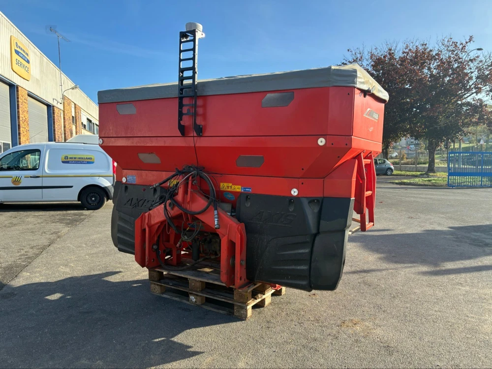 Kuhn AXIS 50.2 H-EMC-W d'occasion — photo 1