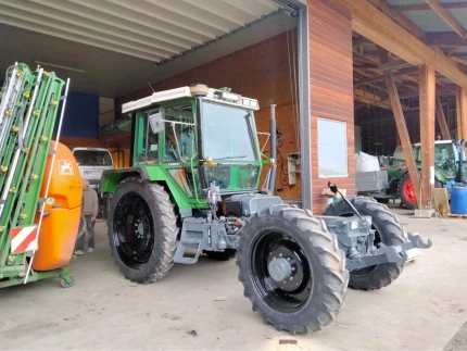 Tracteur agricole - 115 CH - 9000H - 1996