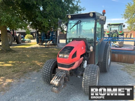 Tracteur agricole - 55CH - 4380H - 2009