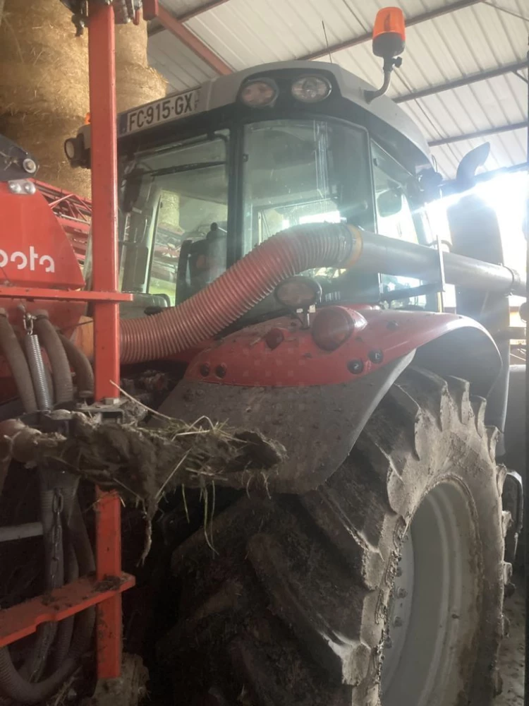 Massey Ferguson 7716 S DYNA 6 EFFICIENT d'occasion — photo 4