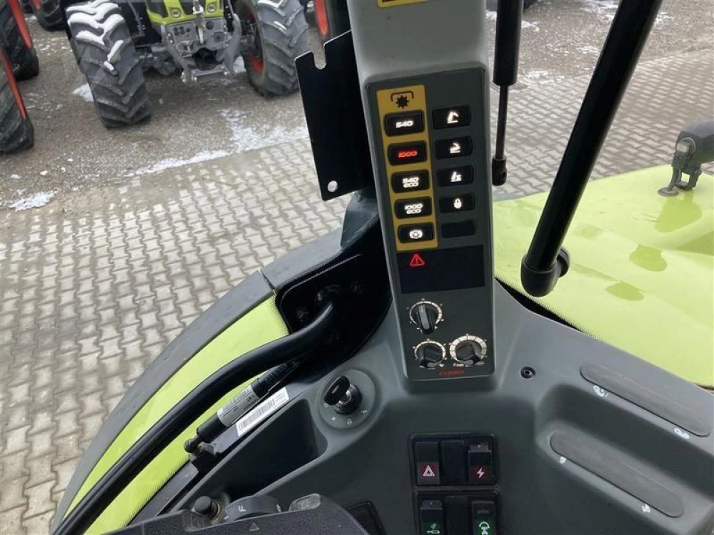 Claas ARION 650 CEBIS d'occasion — photo 27