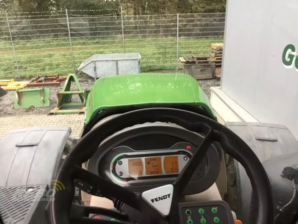 Fendt 828 PROFI PLUS d'occasion — photo 15