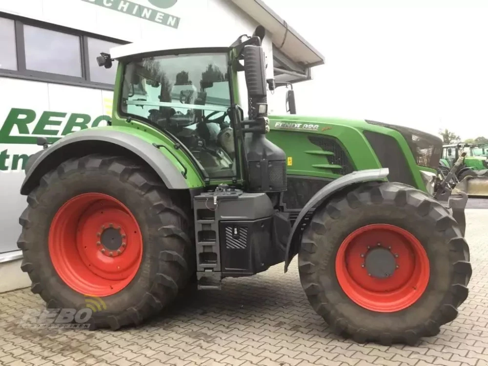 Fendt 828 PROFI PLUS d'occasion — photo 31