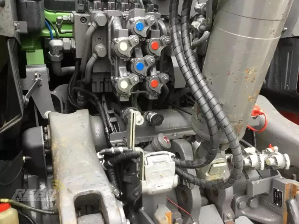 Fendt 828 PROFI PLUS d'occasion — photo 34