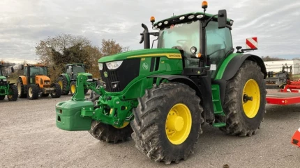 John Deere 6R195