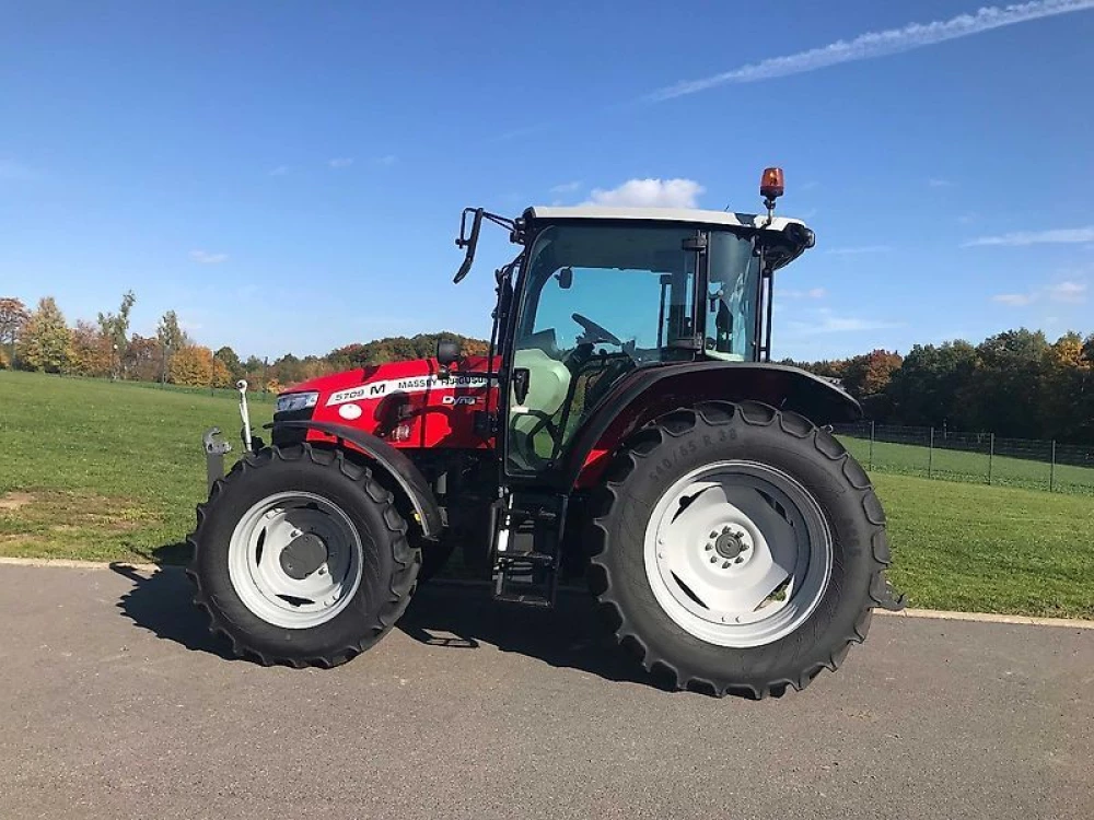 Massey Ferguson MF 5709 M DYNA-4 d'occasion — photo 11