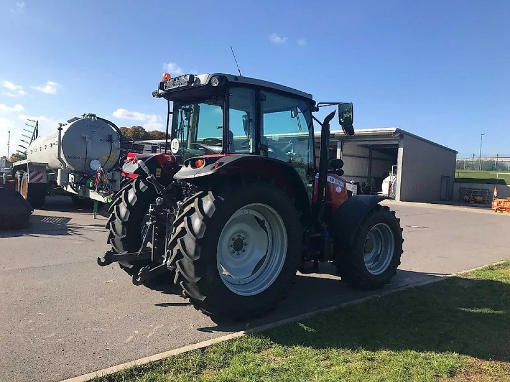 Massey Ferguson MF 5709 M DYNA-4 d'occasion — photo 13