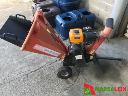 Broyeur de branches et végétaux - 2018