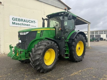 John Deere 7310R