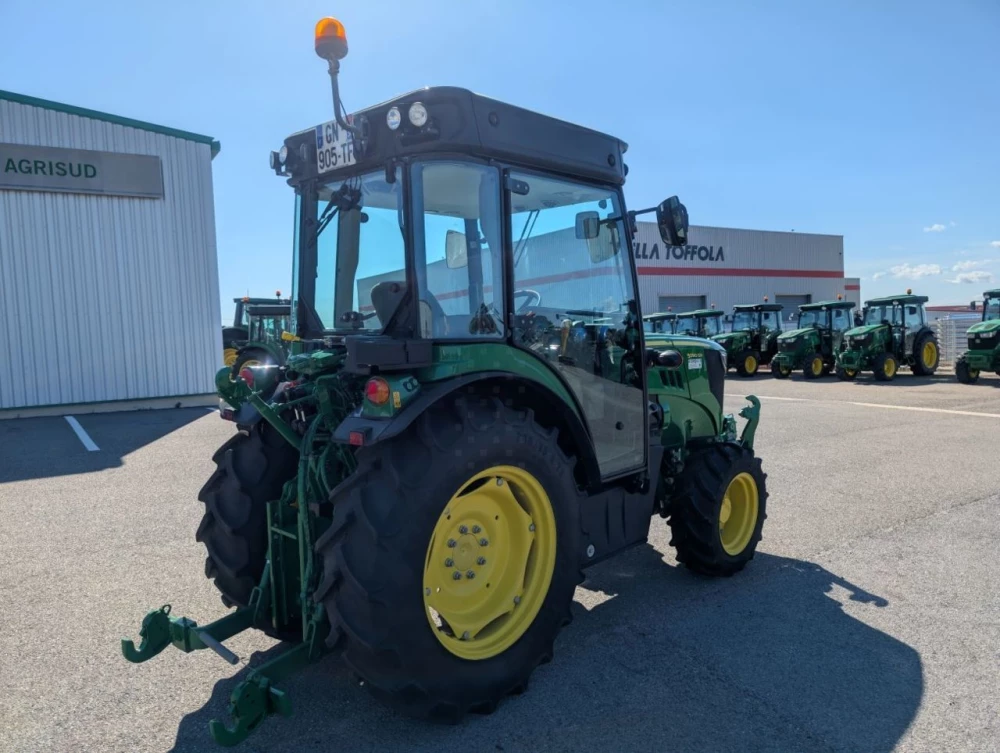 John Deere 5090GN d'occasion — photo 17