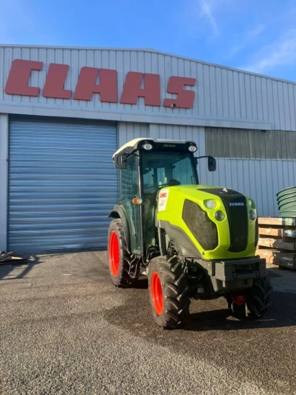 Claas NEXOS 220 VE CABINE 4RM