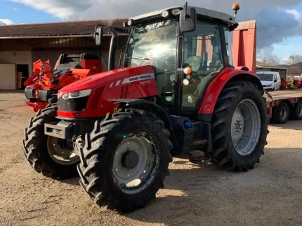 Massey Ferguson 5613 DYNA 4