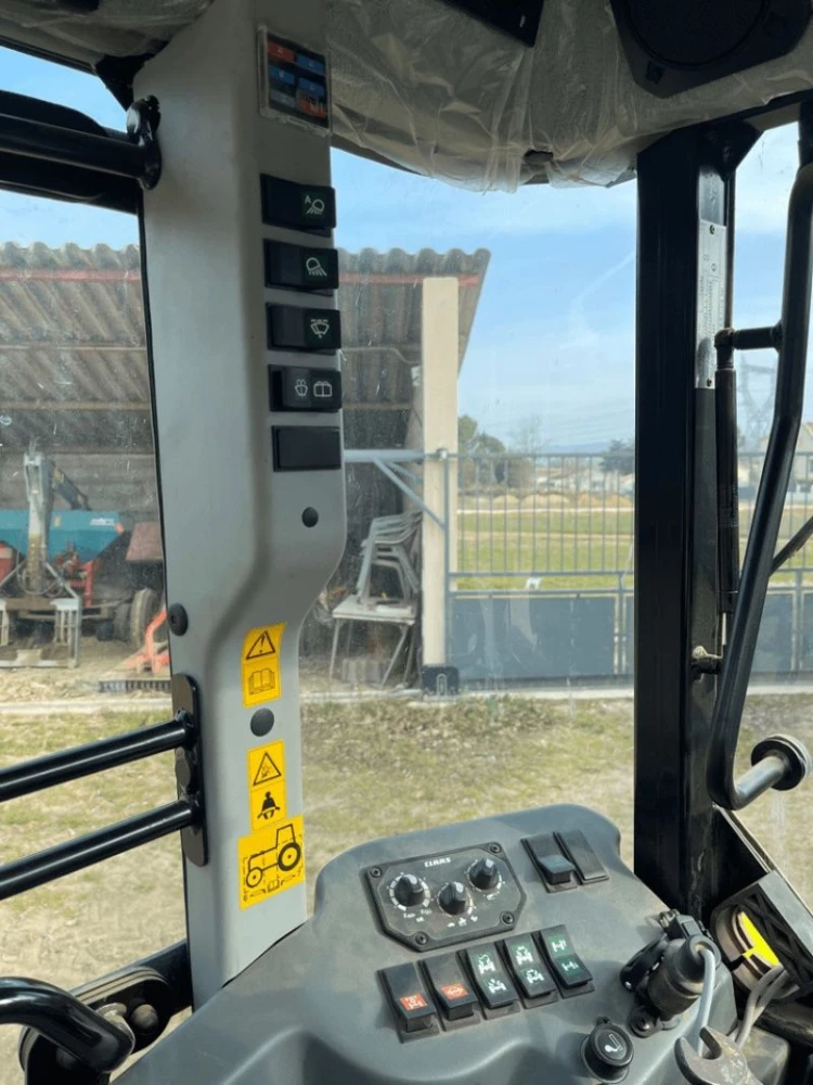 Claas NEXOS 230 VE d'occasion — photo 19