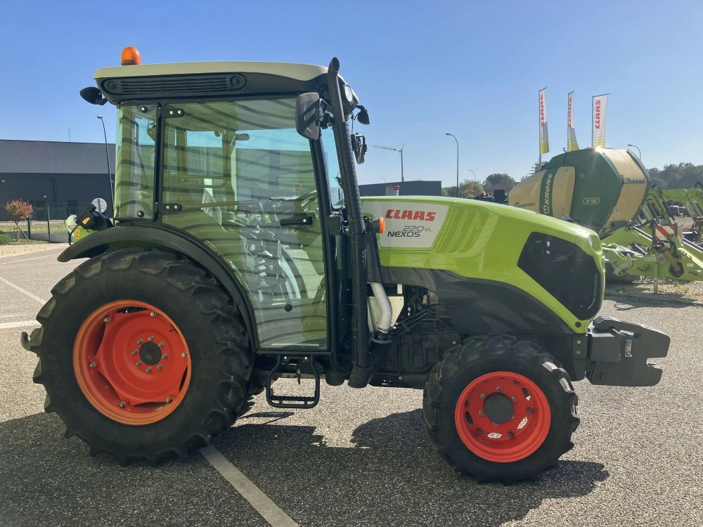 Claas NEXOS 220 VL d'occasion — photo 4
