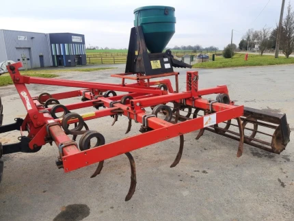 Déchaumeur - 300CM - 1kms - 2004