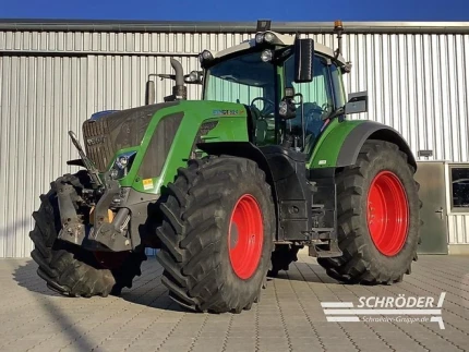 Fendt 824 VARIO S4 PROFI PLUS