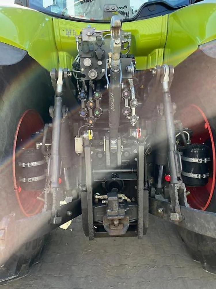 Claas AXION 850 CEBIS HEXASHIFT d'occasion — photo 11