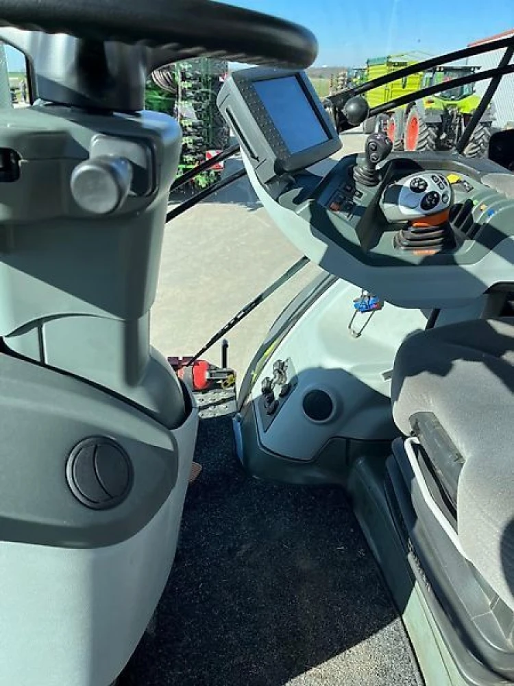 Claas AXION 850 CEBIS HEXASHIFT d'occasion — photo 32