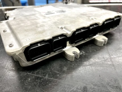 New Holland ECU PASSEND ZU T6 NEW HOLLAND CNH 47950977